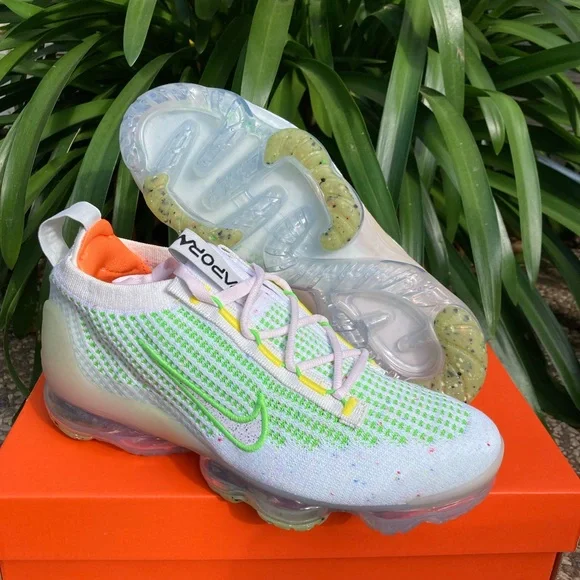 Nike Air Vapormax 2021 Flyknit - Picture 5 of 6